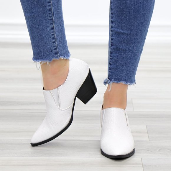 Slip On White Snake Texture Low Cut Booties - Picture 10 of 11